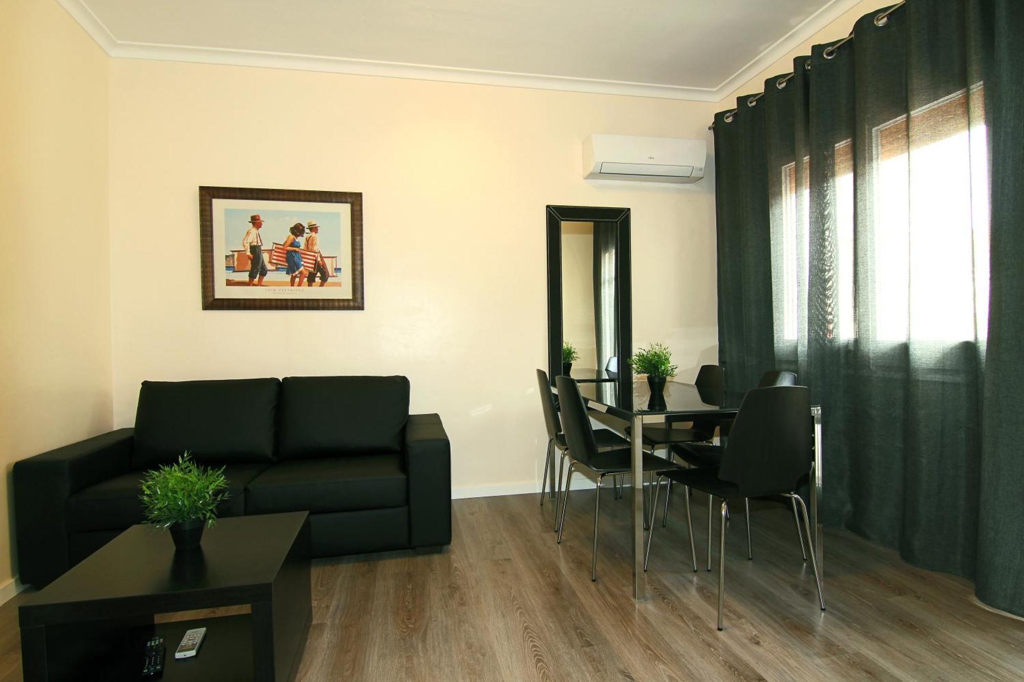Classbedroom Gaudi Apartments 바르셀로나 객실 사진