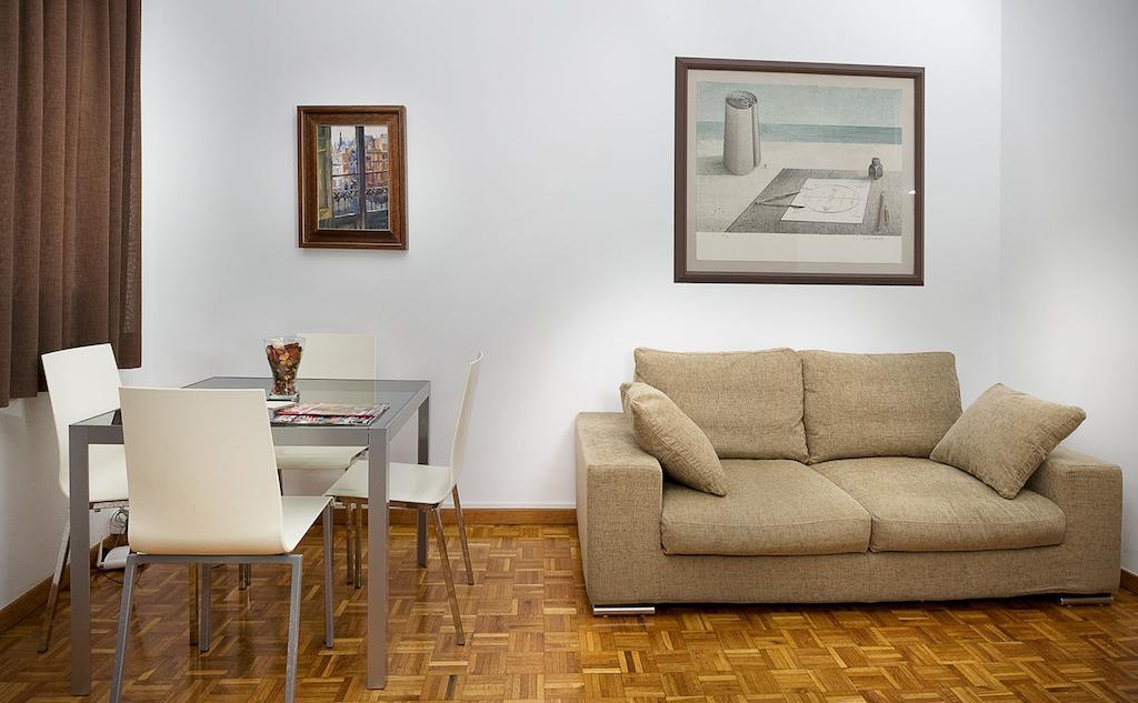 Classbedroom Gaudi Apartments 바르셀로나 객실 사진